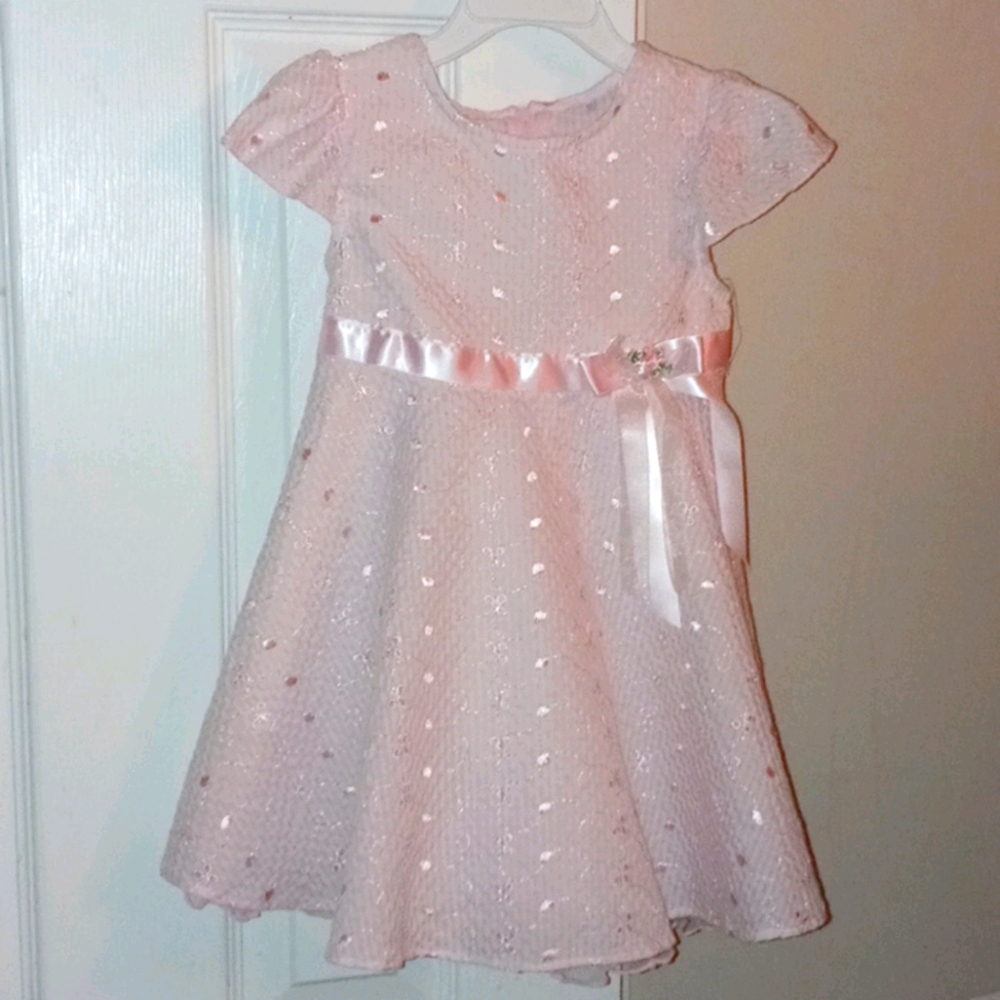Girls dress